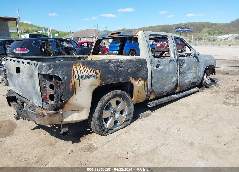 2009 CHEVROLET SILVERADO 1500 LTZ VIN: 3GCEK33M79G240171