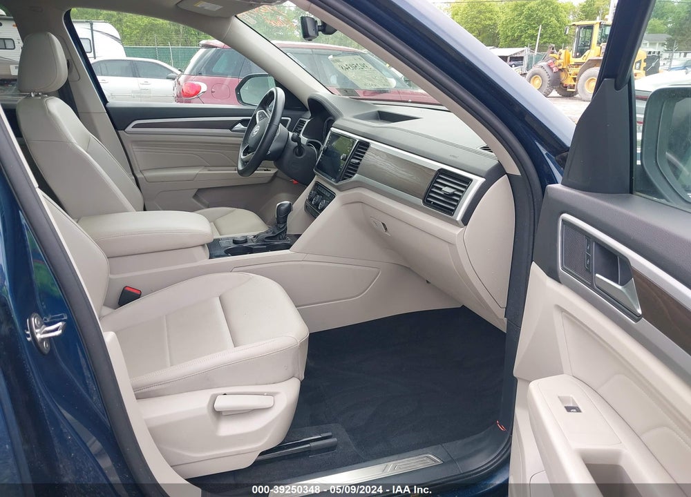 2022 VOLKSWAGEN ATLAS 3.6L V6 SE W/TECHNOLOGY VIN: 1V2KR2CA7NC564232