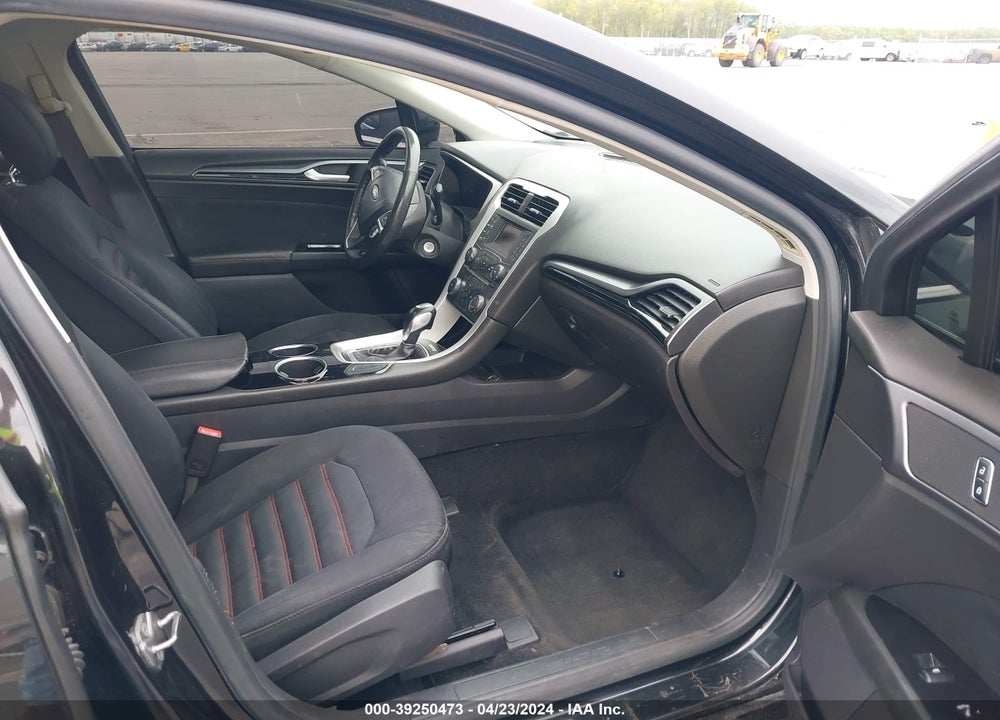 2013 FORD FUSION SE VIN: 3FA6P0HR4DR218771