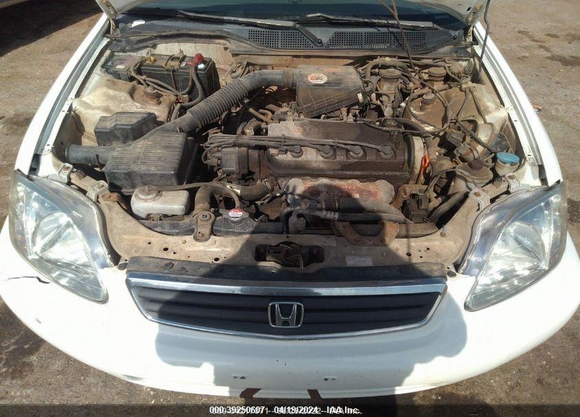 1999 HONDA CIVIC LX VIN: 2HGEJ6577XH573223