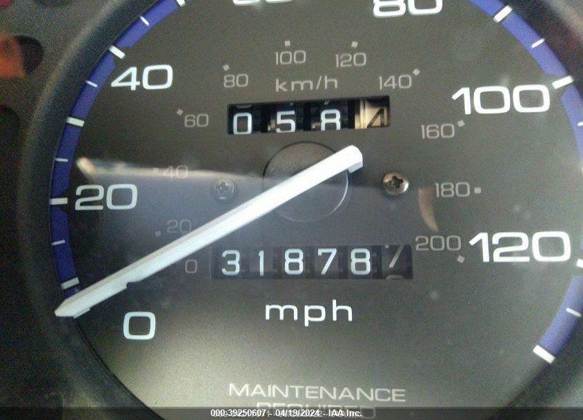 1999 HONDA CIVIC LX VIN: 2HGEJ6577XH573223