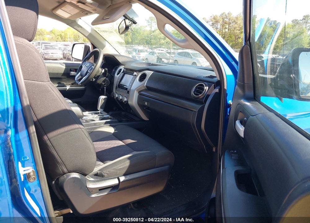 2017 TOYOTA TUNDRA SR5 5.7L V8 VIN: 5TFDY5F10HX667113