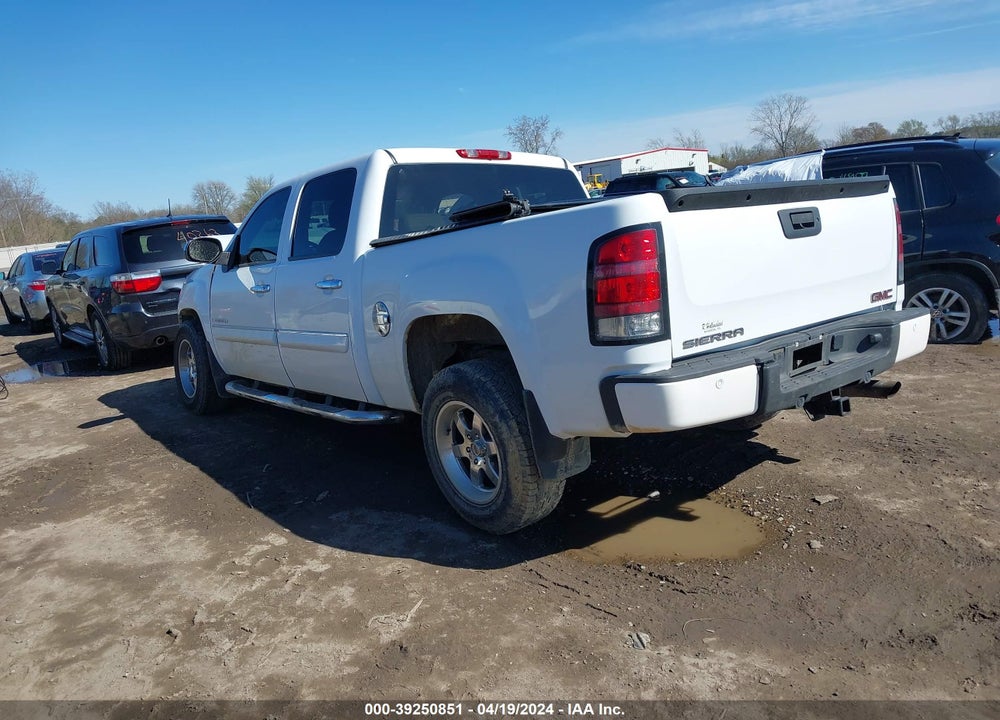 2008 GMC SIERRA 1500 VIN: 2GTEK638981318638