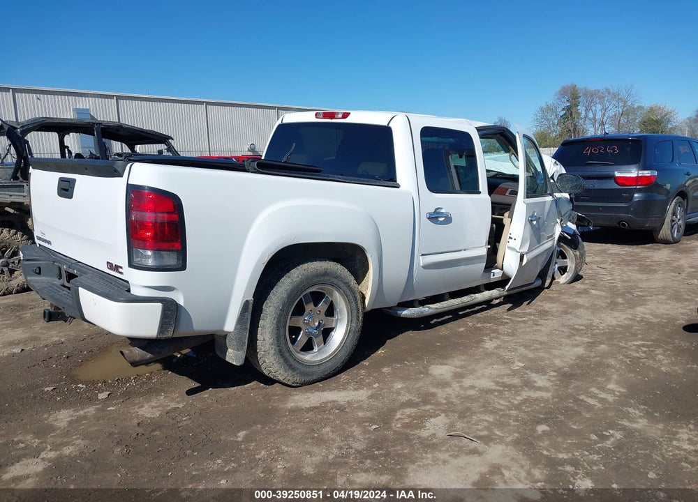 2008 GMC SIERRA 1500 VIN: 2GTEK638981318638