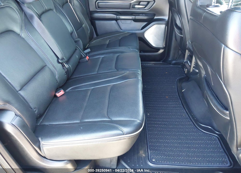 2019 RAM 1500 LIMITED 4X4 5'7 BOX VIN: 1C6SRFHT9KN620164