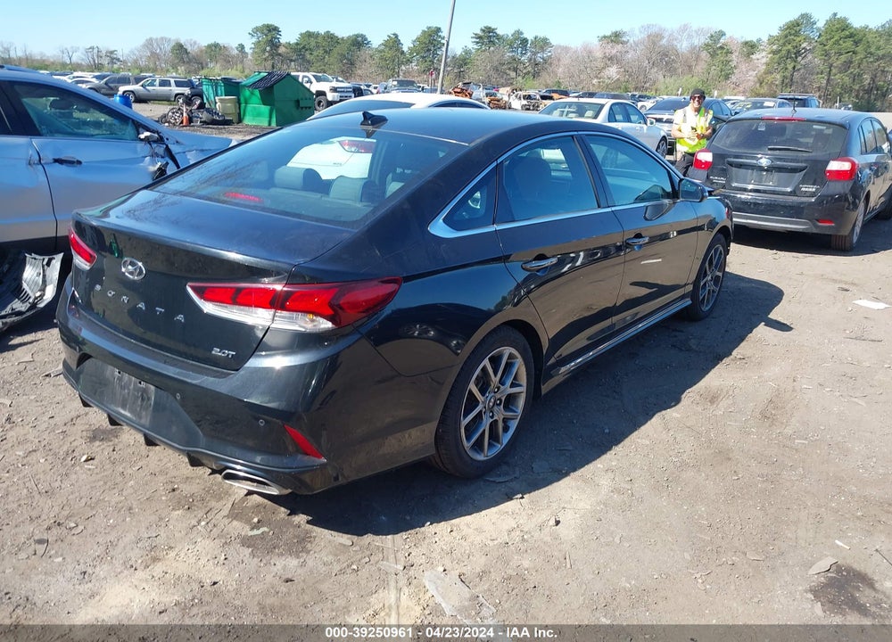 2018 HYUNDAI SONATA LIMITED 2.0T VIN: 5NPE34AB0JH667062