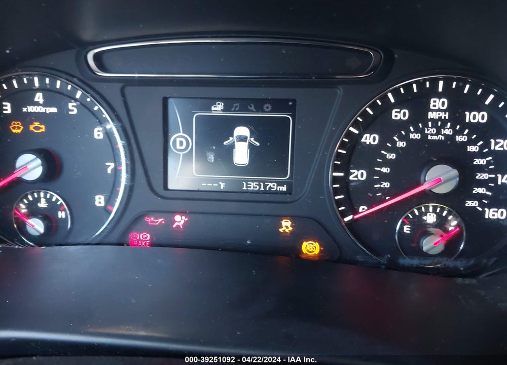 2016 KIA SORENTO 2.4L LX VIN: 5XYPG4A31GG112370