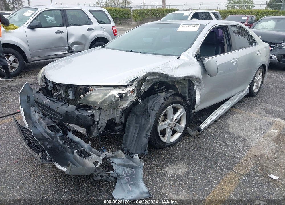 2012 TOYOTA CAMRY SE VIN: 4T1BF1FK3CU590273