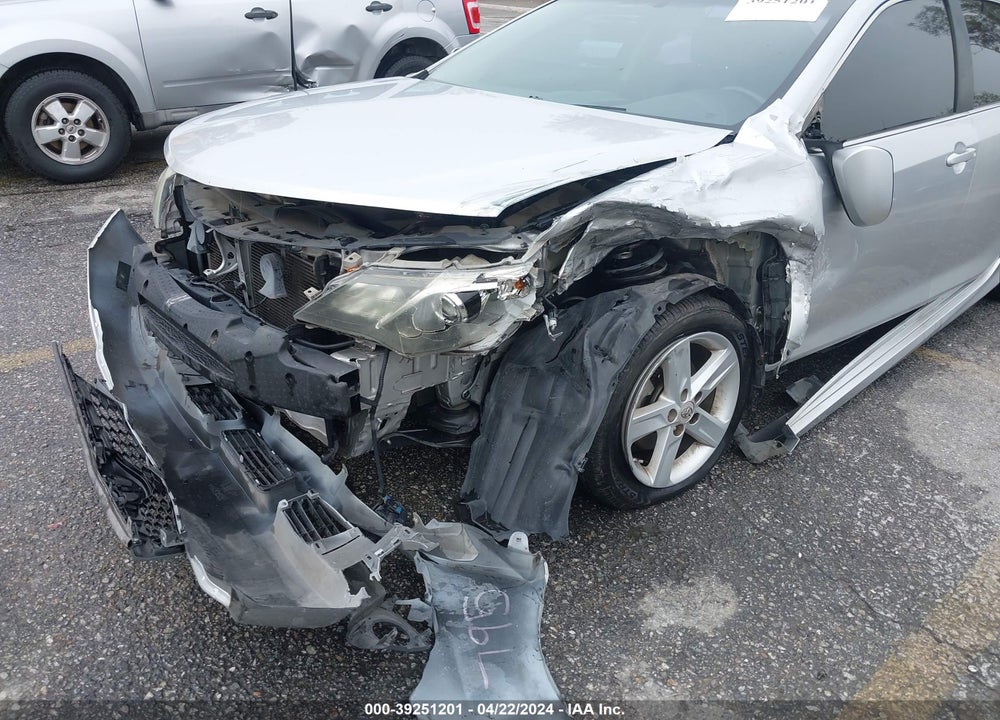 2012 TOYOTA CAMRY SE VIN: 4T1BF1FK3CU590273