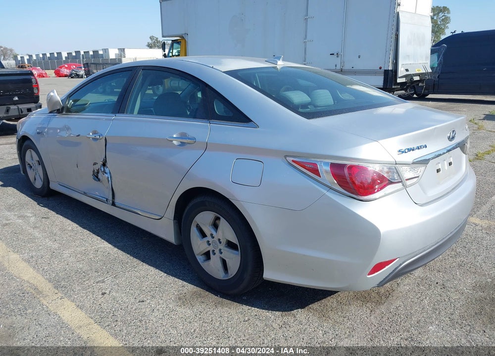 2012 HYUNDAI SONATA HYBRID VIN: KMHEC4A49CA030906