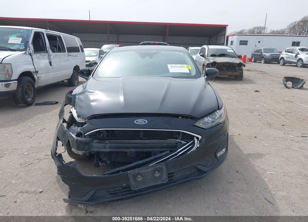 2019 FORD FUSION SE VIN: 3FA6P0HD3KR172660