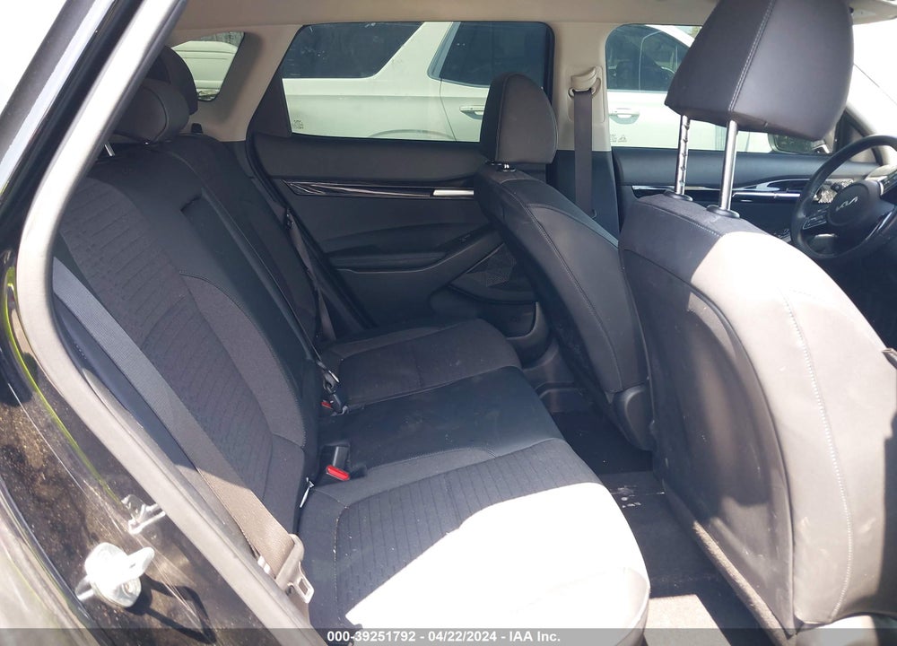 2023 KIA SELTOS S VIN: KNDEU2AA7P7380422