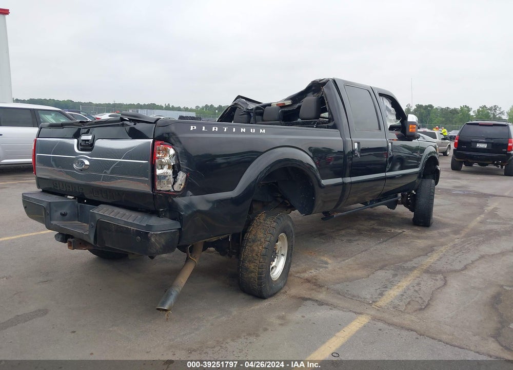 2015 FORD F-350 LARIAT VIN: 1FT8W3B69FEA92130