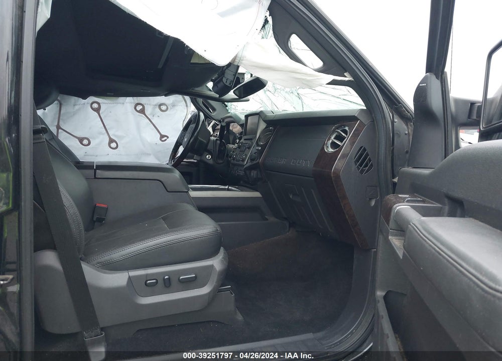 2015 FORD F-350 LARIAT VIN: 1FT8W3B69FEA92130