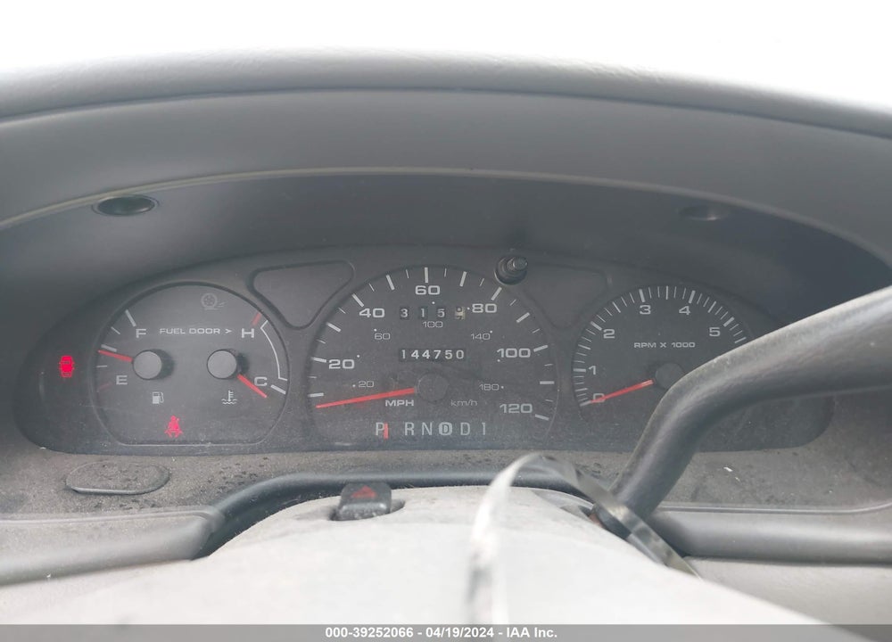 2003 FORD TAURUS SES VIN: 1FAFP552X3G235133