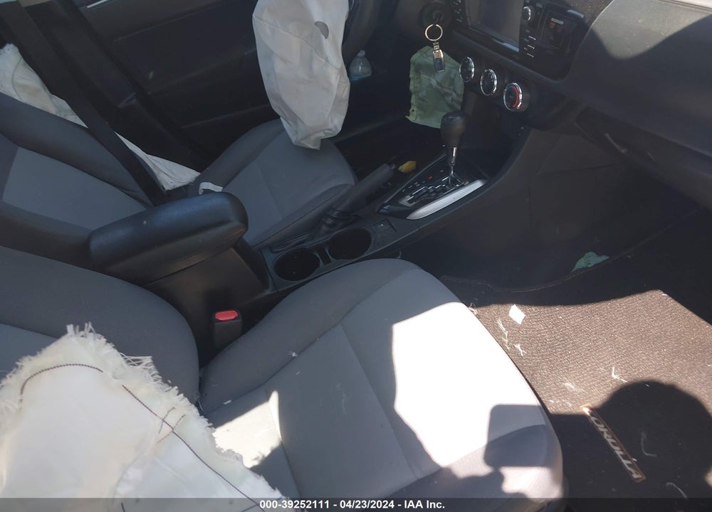 2016 TOYOTA COROLLA L VIN: 5YFBURHE0GP458395