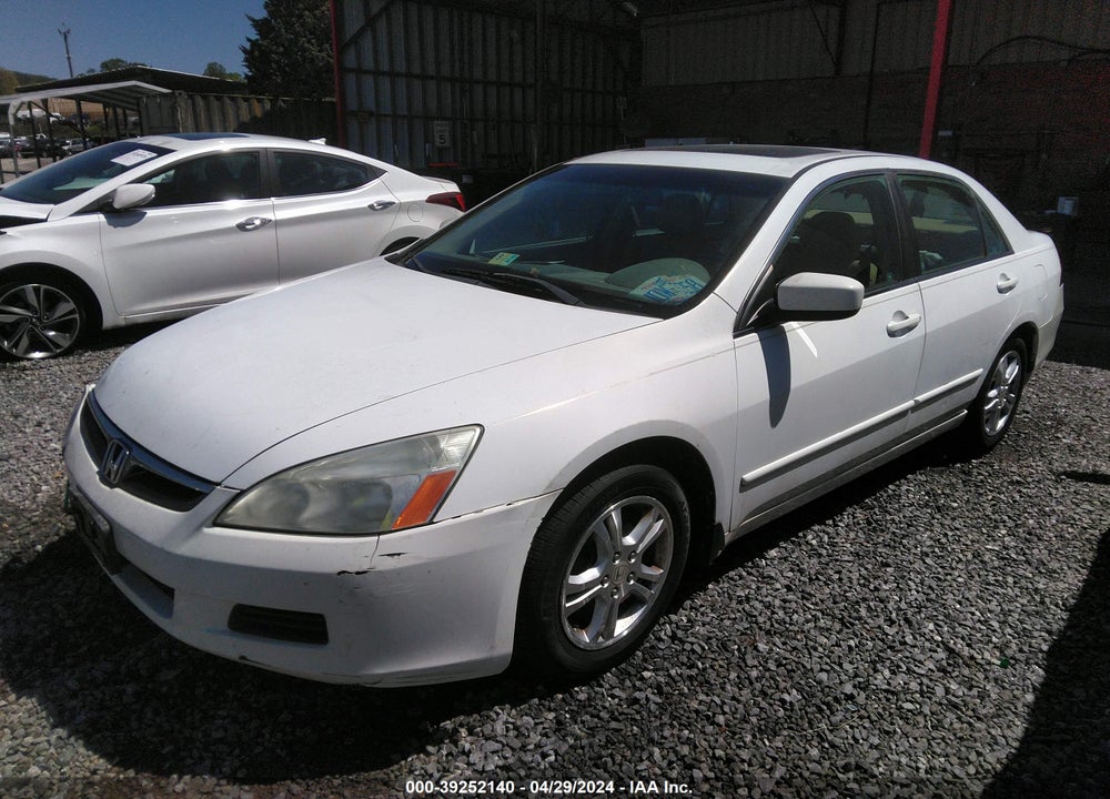 2007 HONDA ACCORD 2.4 EX VIN: 1HGCM56717A020203