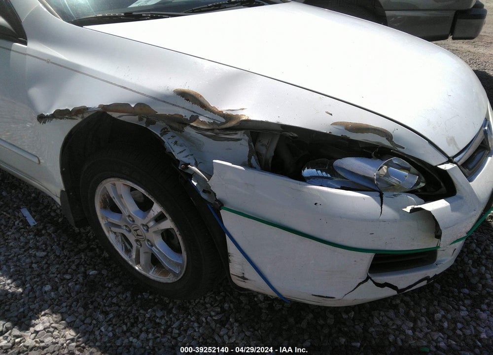 2007 HONDA ACCORD 2.4 EX VIN: 1HGCM56717A020203