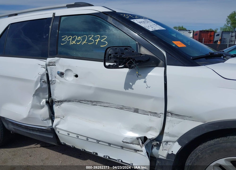 2013 FORD EXPLORER XLT VIN: 1FM5K8D82DGC95688