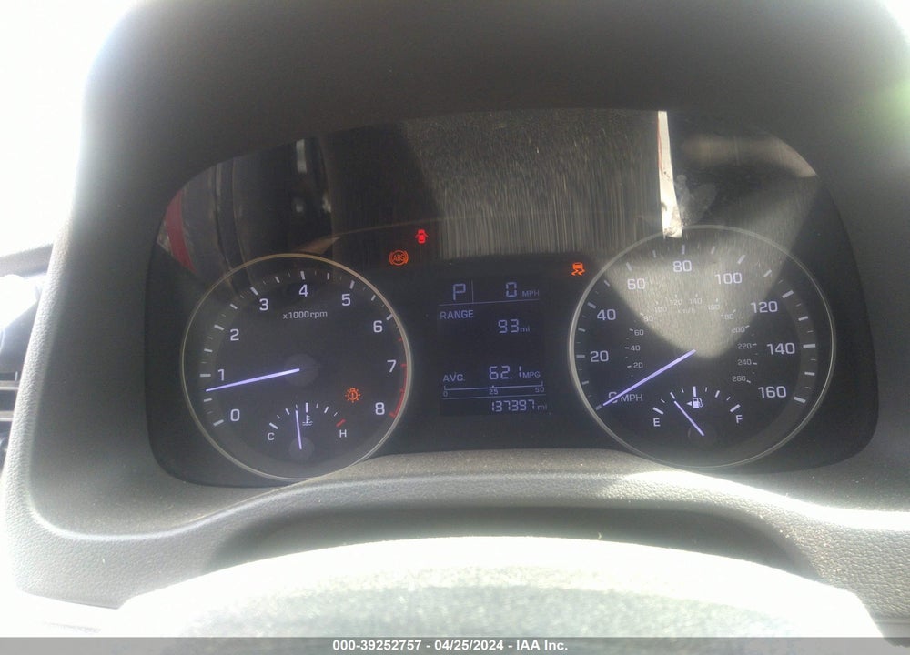 2017 HYUNDAI ELANTRA SE VIN: KMHD84LF1HU401641