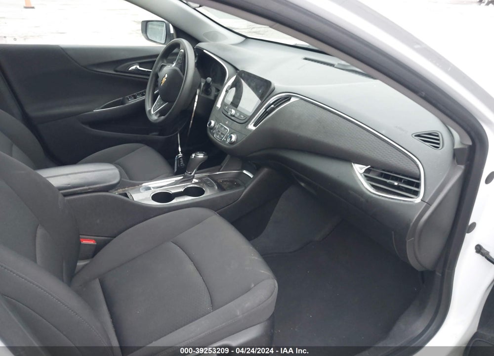 2019 CHEVROLET MALIBU LT VIN: 1G1ZD5ST4KF154669