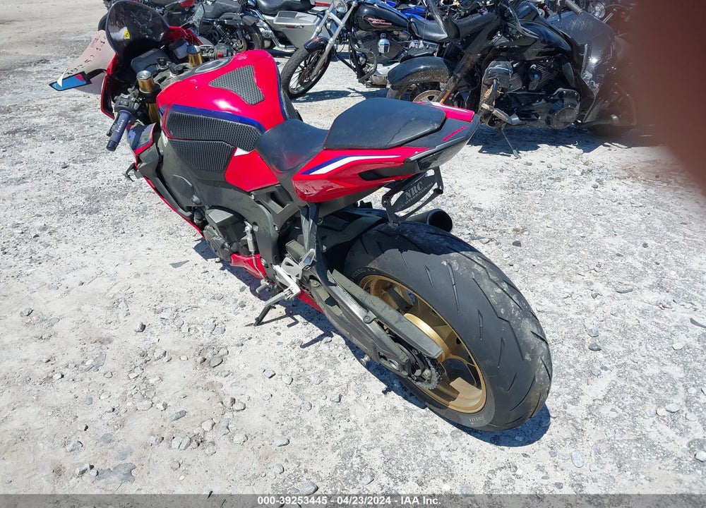 2022 HONDA CBR1000 RA VIN: JH2SC7752NK500478