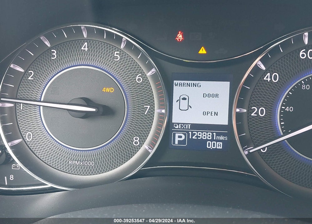 2015 INFINITI QX80 VIN: JN8AZ2NE8F9086029