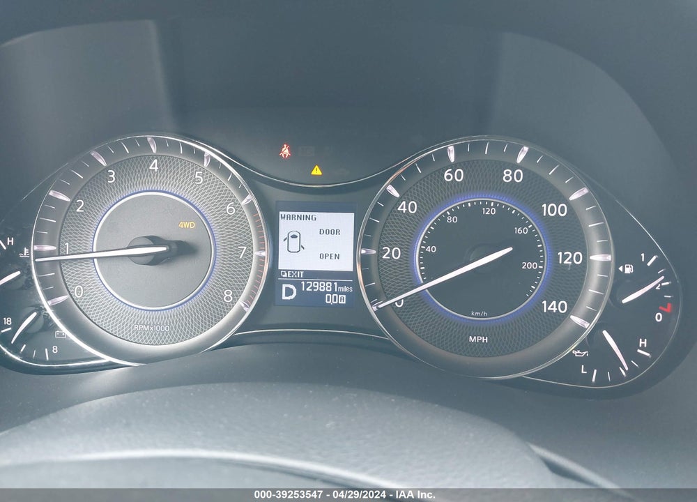 2015 INFINITI QX80 VIN: JN8AZ2NE8F9086029