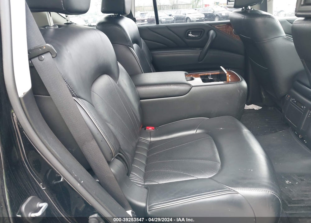 2015 INFINITI QX80 VIN: JN8AZ2NE8F9086029