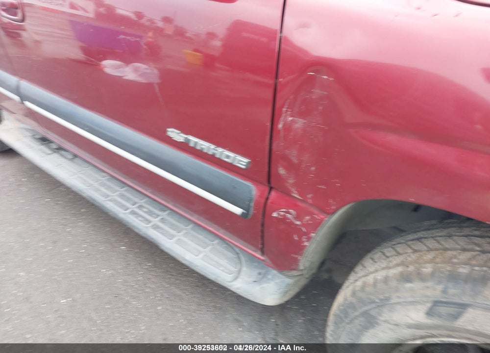 2001 CHEVROLET TAHOE VIN: 1GNEK13T81J284170