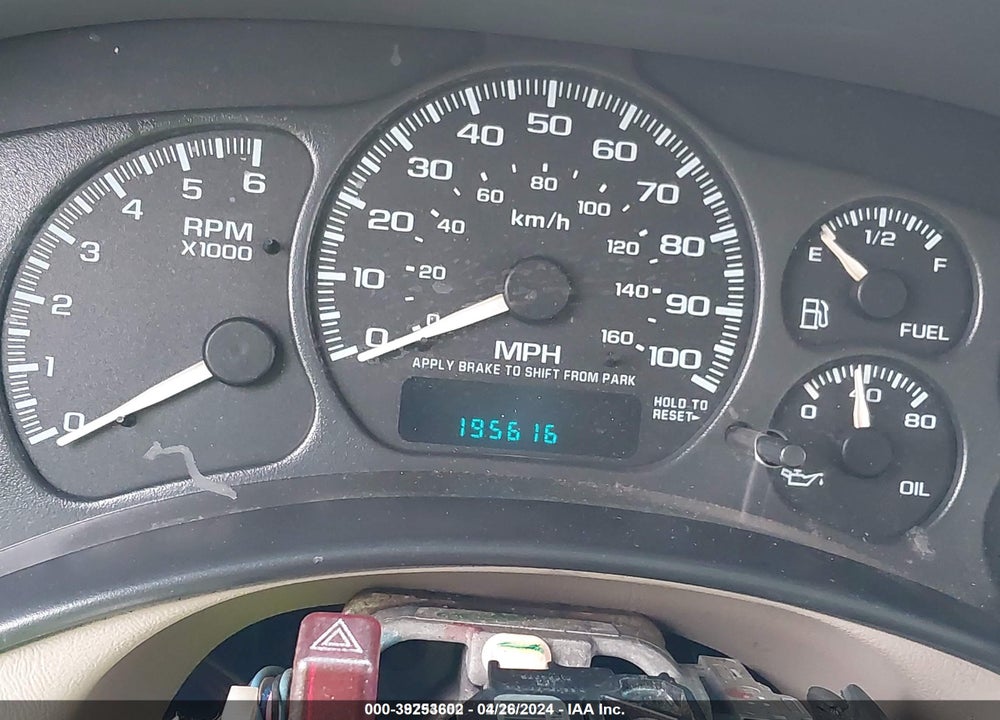 2001 CHEVROLET TAHOE VIN: 1GNEK13T81J284170