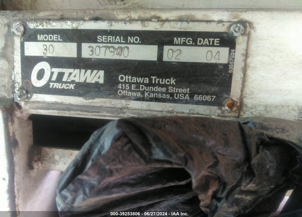 2006 OTTAWA 30 YARD SPOTTER VIN: 00000000000312566