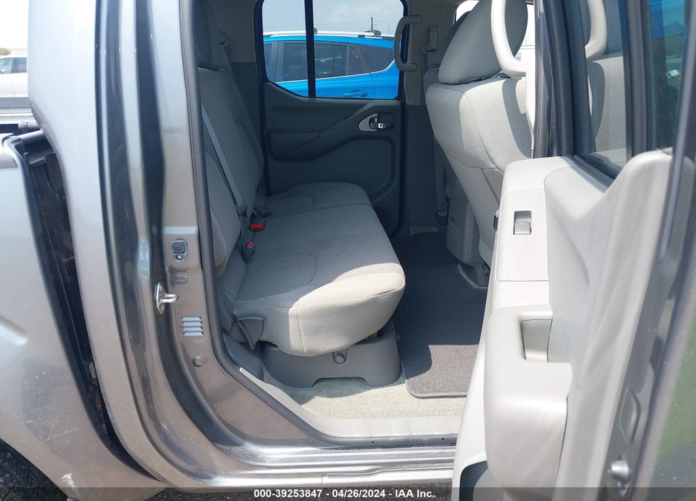 2018 NISSAN FRONTIER SV VIN: 1N6DD0ER4JN737555
