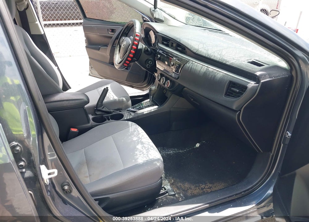 2015 TOYOTA COROLLA L VIN: 2T1BURHE3FC240286