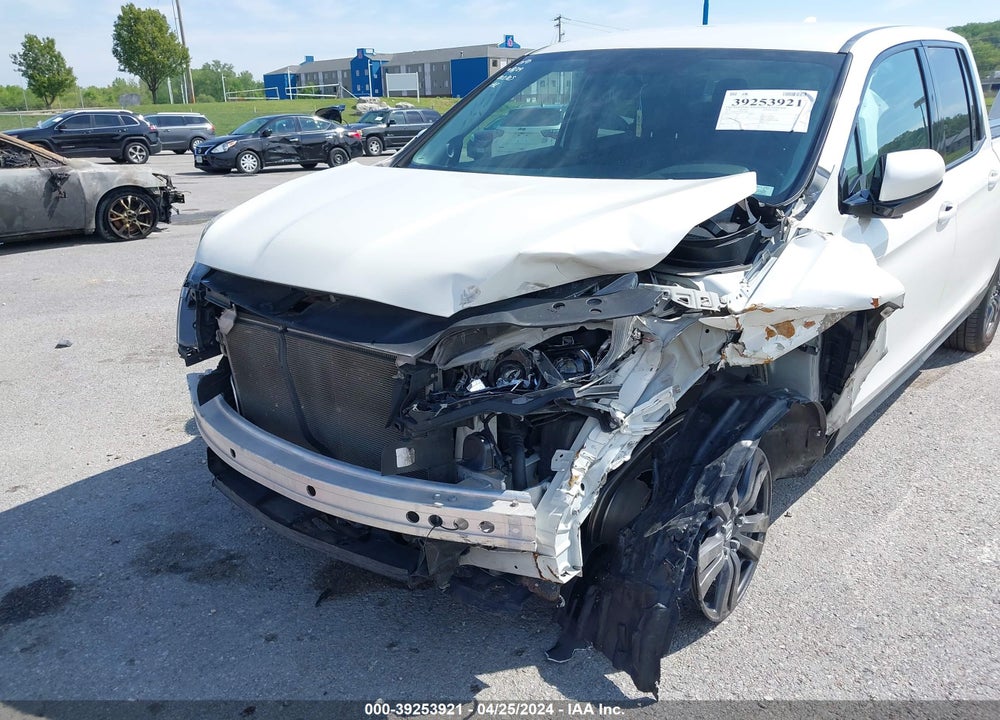 2018 HONDA RIDGELINE SPORT VIN: 5FPYK3F17JB003888