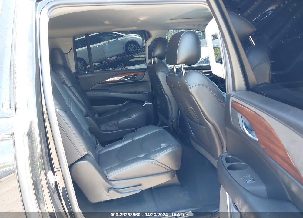 2016 CADILLAC ESCALADE ESV LUXURY COLLECTION VIN: 1GYS4HKJ9GR427520