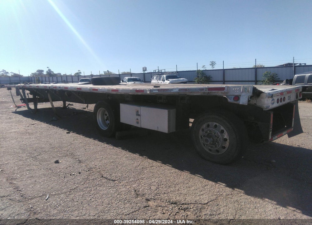 2001 UTILITY TRAILER MFG OTHER VIN: 1UYFS24851A466410
