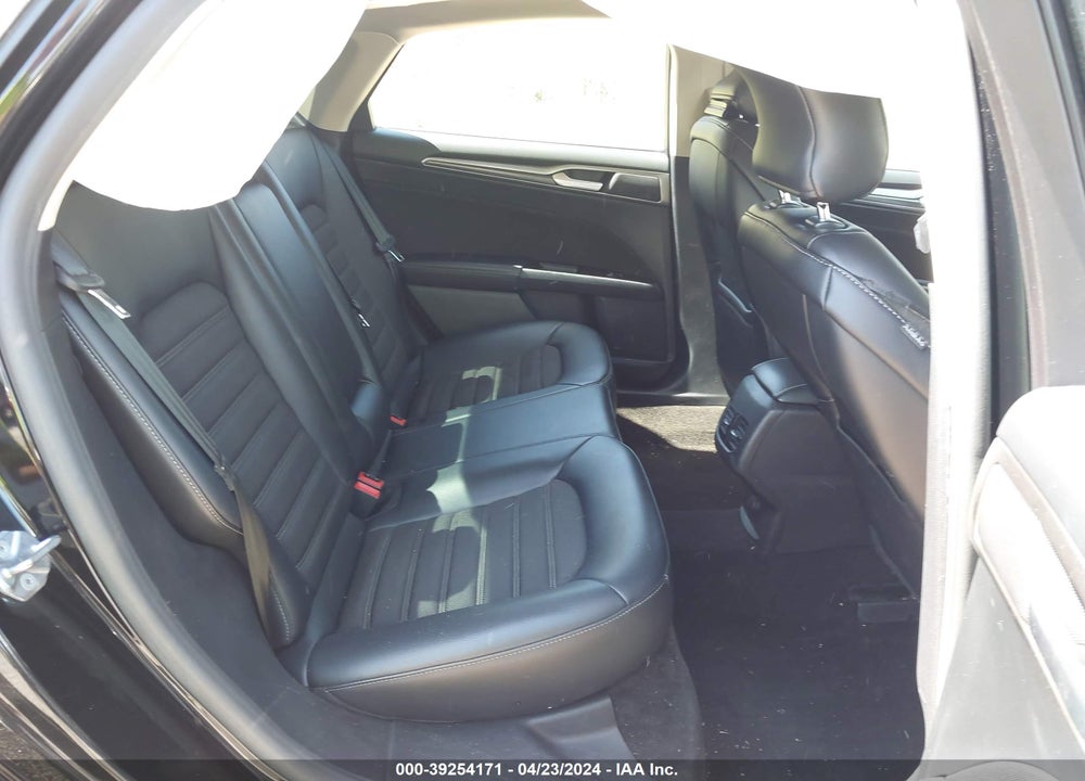 2017 FORD FUSION SE VIN: 3FA6P0H71HR414803