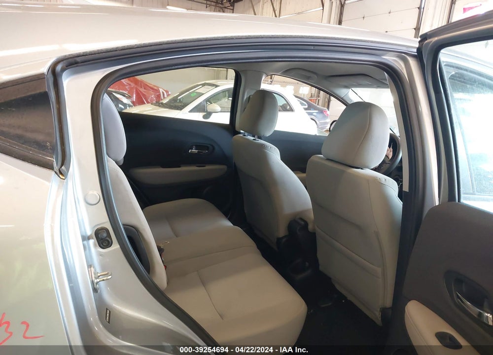 2019 HONDA HR-V LX VIN: 3CZRU6H33KM720609