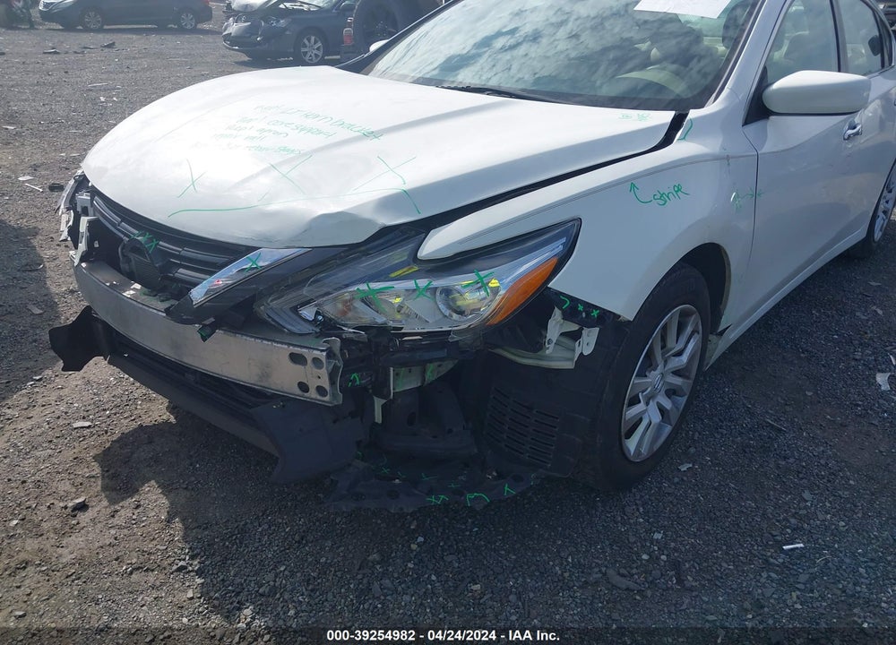 2016 NISSAN ALTIMA VIN: 1N4AL3APXGN385983