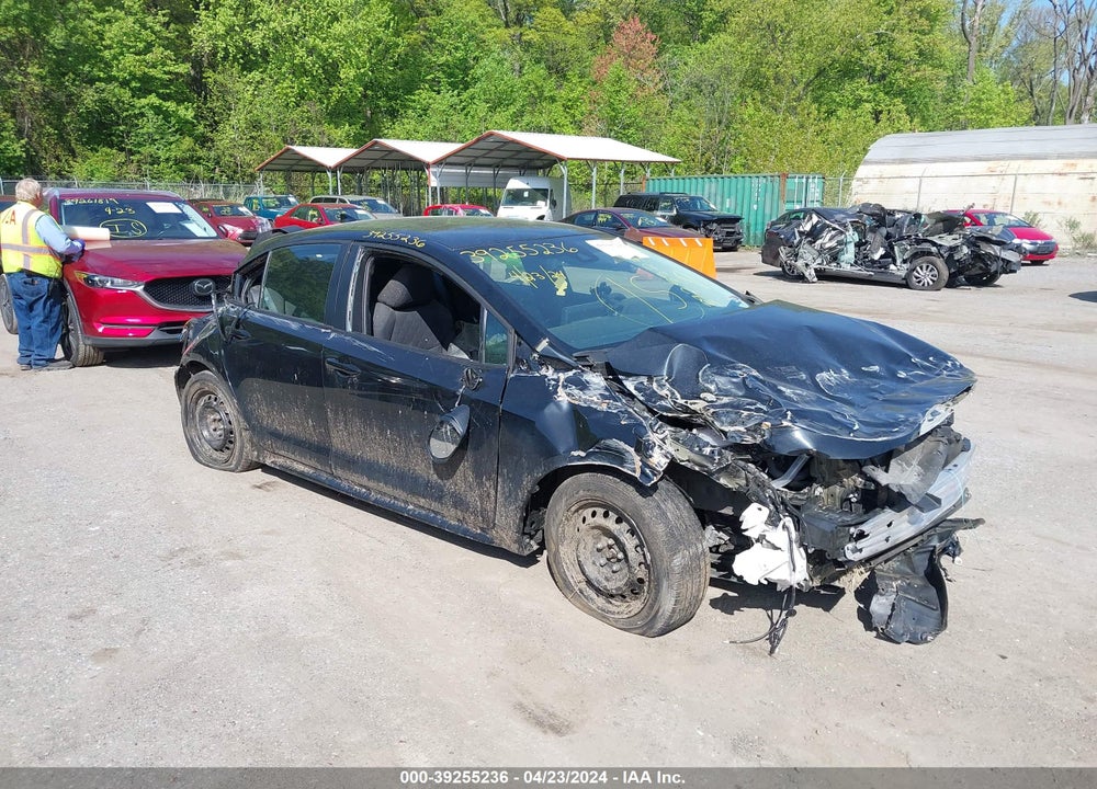 2022 TOYOTA COROLLA LE VIN: 5YFEPMAE9NP319946