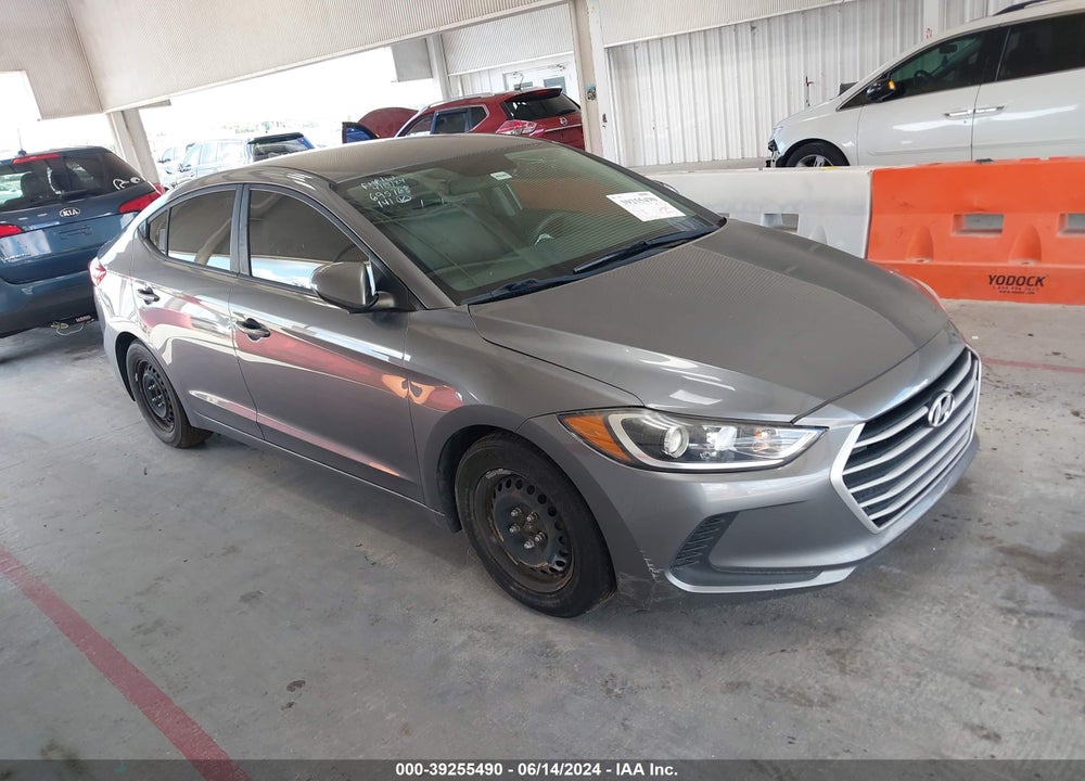 2018 HYUNDAI ELANTRA SE VIN: 5NPD74LF8JH388331