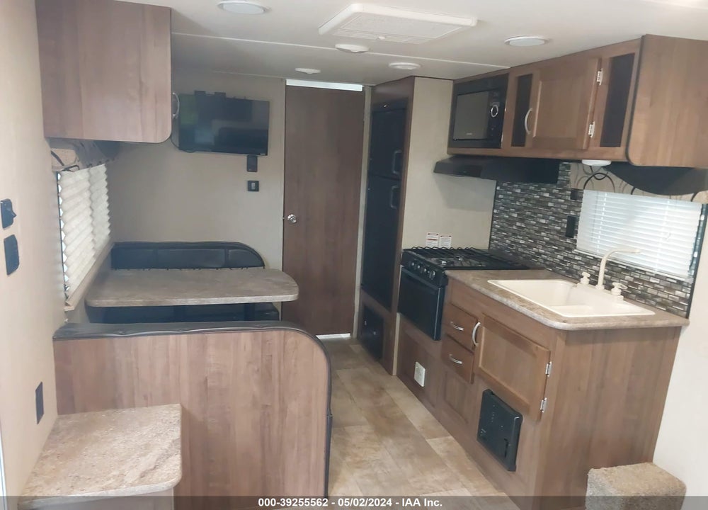 2018 GULFSTREAM AMERI-LITE LE ULTRA VIN: 1NL1GTM23J1128672