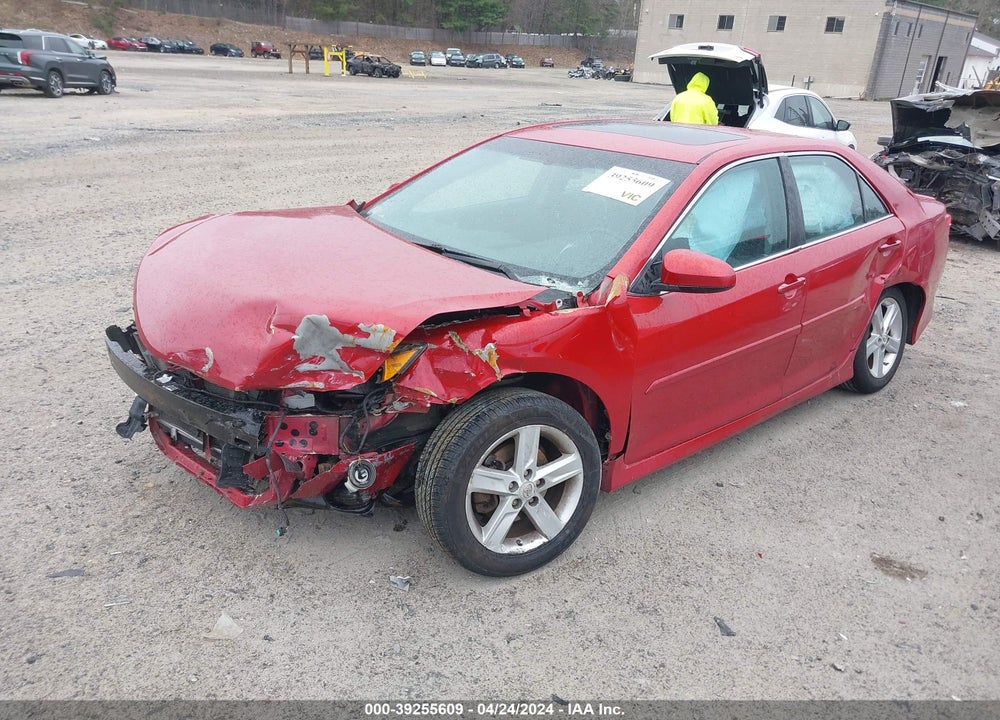 2013 TOYOTA CAMRY SE VIN: 4T1BF1FK3DU639697
