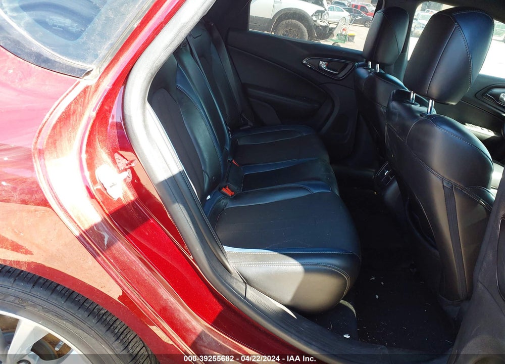2016 CHRYSLER 200 S VIN: 1C3CCCBG8GN157776