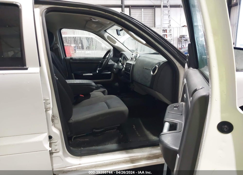 2008 MITSUBISHI RAIDER LS VIN: 1Z7HT28K28S572932