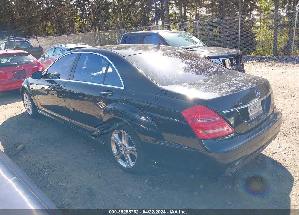2007 MERCEDES-BENZ S 550 VIN: WDDNG71X17A116291