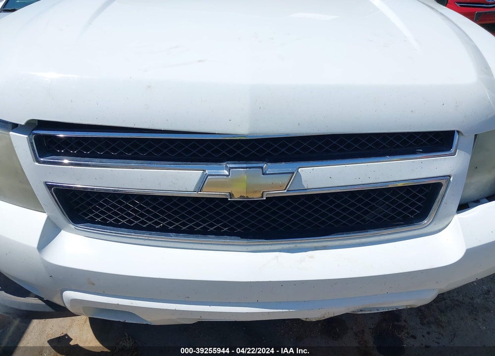 2008 CHEVROLET TAHOE LT VIN: 1GNFC13018R204176