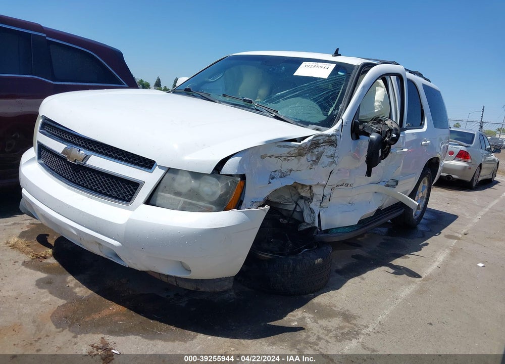 2008 CHEVROLET TAHOE LT VIN: 1GNFC13018R204176