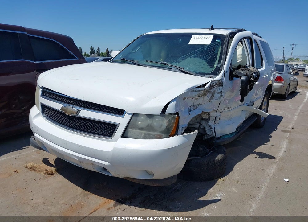 2008 CHEVROLET TAHOE LT VIN: 1GNFC13018R204176